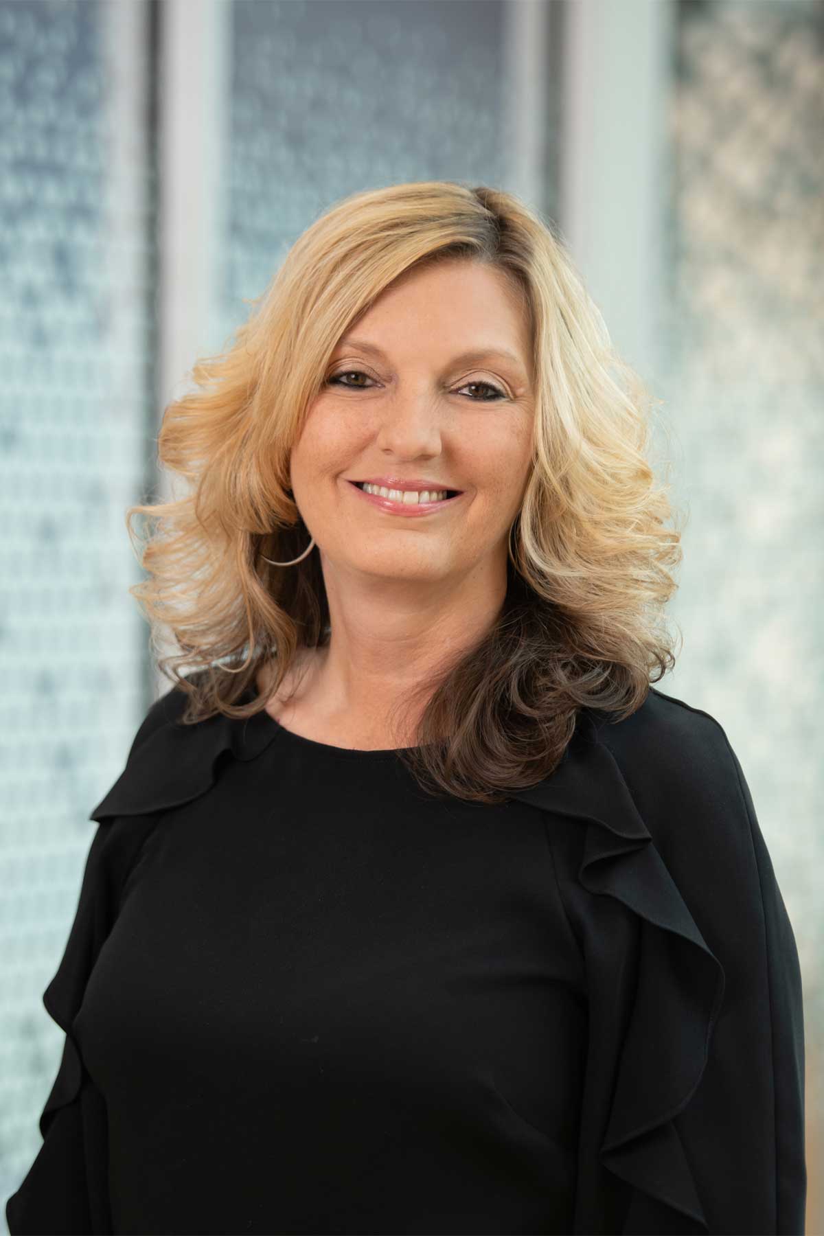 Michell Friese 3441 Cropped Web