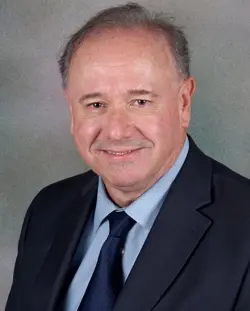 headshot of Dave Kuhns