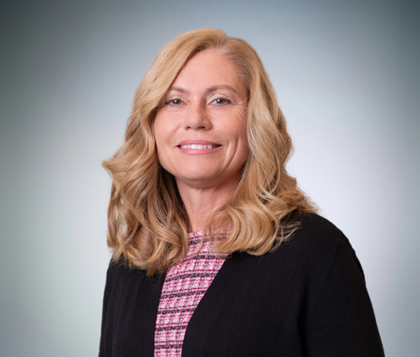 Becky Mull, AFIM Investment Portfolio Analyst