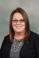 Headshot of Evelyn Farnsworth